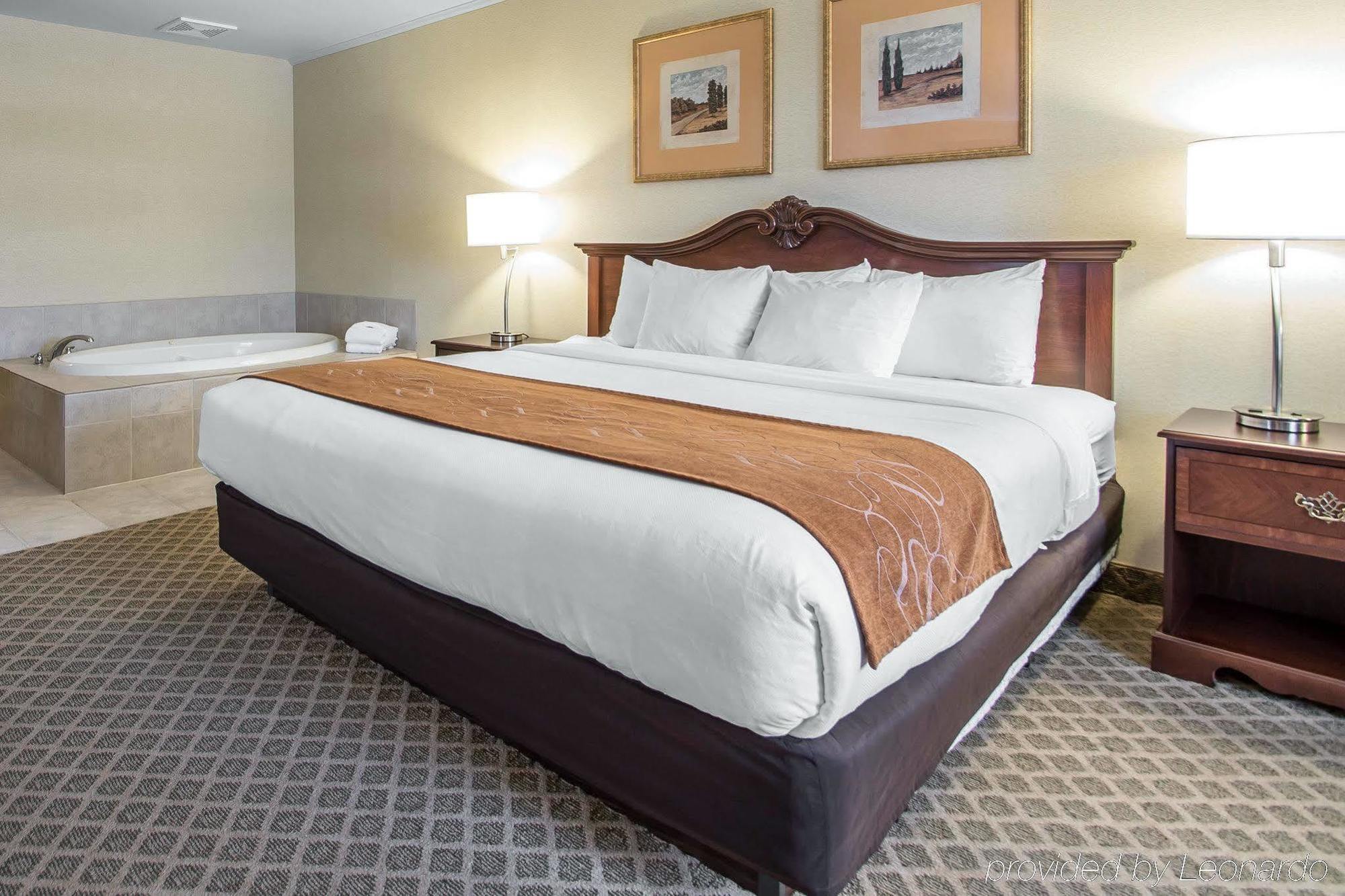 Cobblestone Suites - Ripon Exterior photo