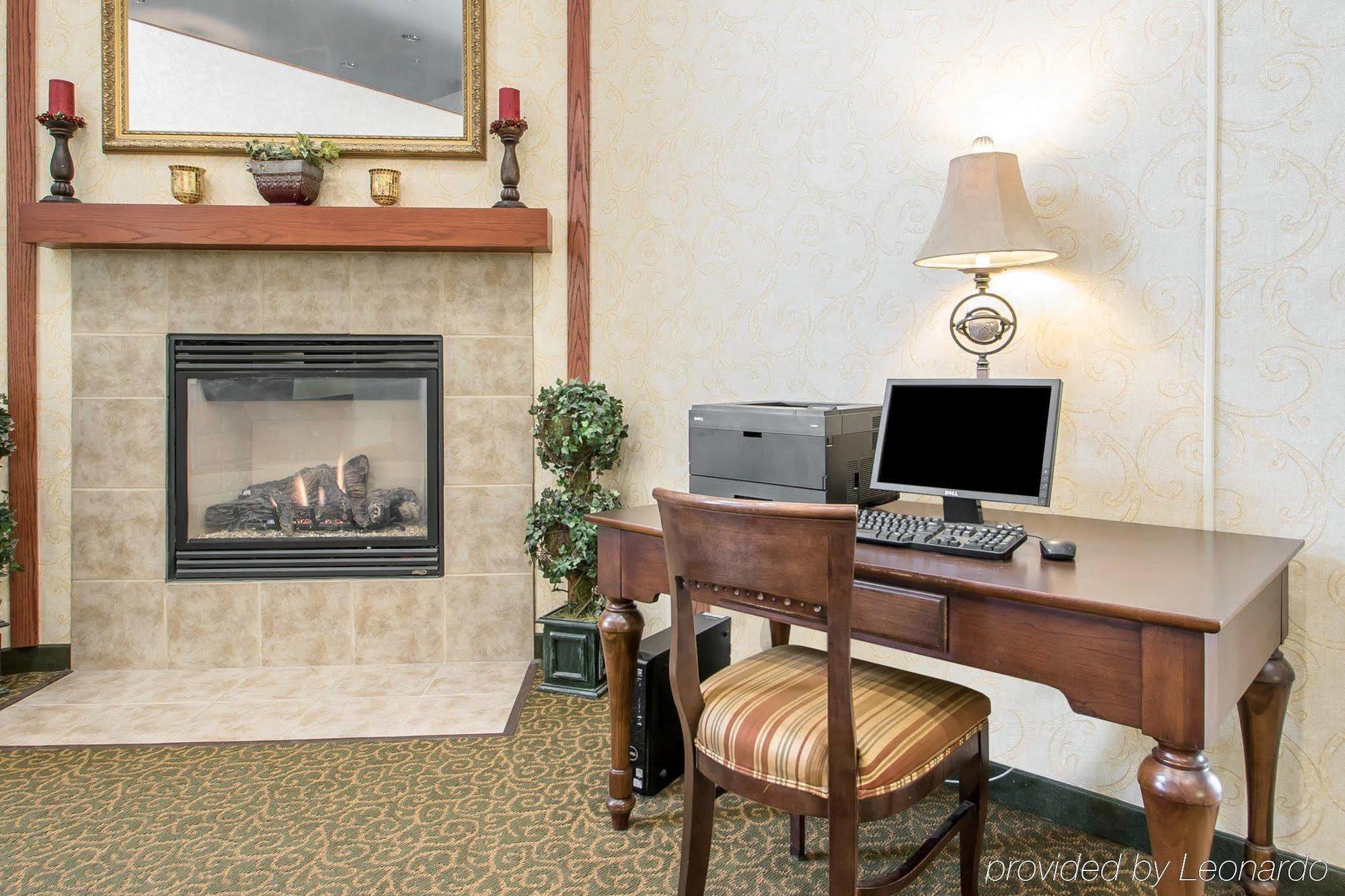 Cobblestone Suites - Ripon Exterior photo